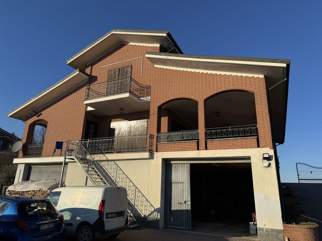 Vendita Casa Indipendente / Zona : San Salvatore – Lu Monferrato