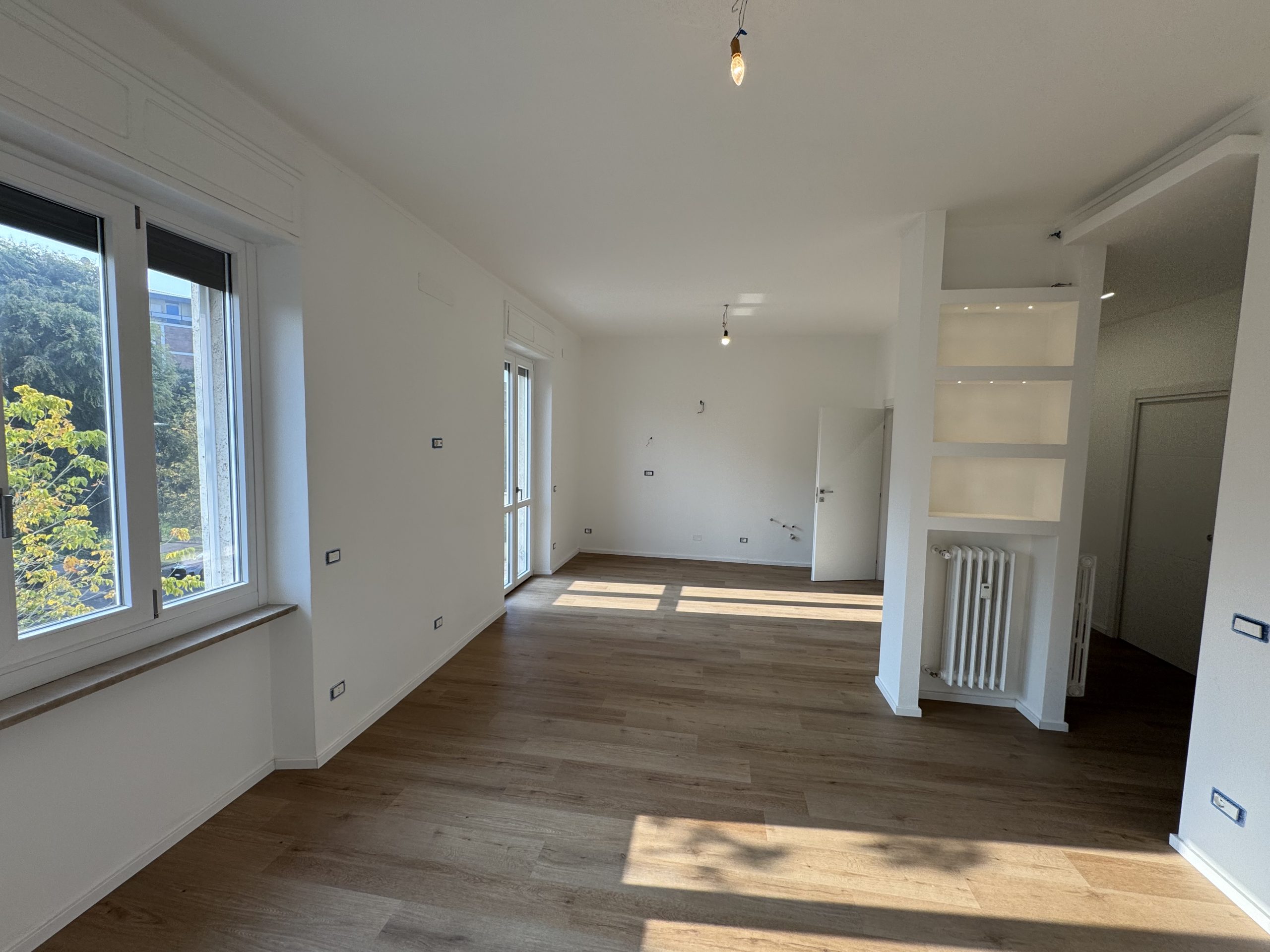 Vendita Alloggio Completamente Ristrutturato / Zona : Pista Vecchia